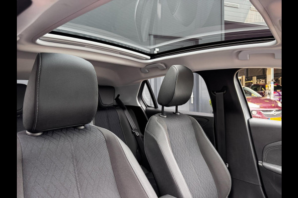 Opel Corsa 1.2 Elegance | Panoramadak | Camera | PDC Voor + Achter | Climate control | Stoel + Stuurverwarming