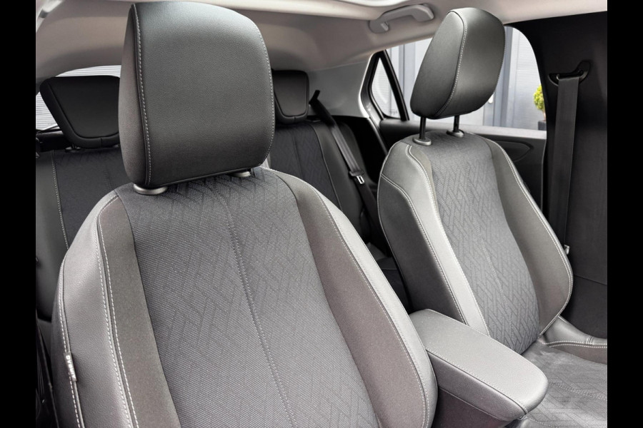 Opel Corsa 1.2 Elegance | Panoramadak | Camera | PDC Voor + Achter | Climate control | Stoel + Stuurverwarming