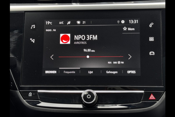 Opel Corsa 1.2 Elegance | Panoramadak | Camera | PDC Voor + Achter | Climate control | Stoel + Stuurverwarming