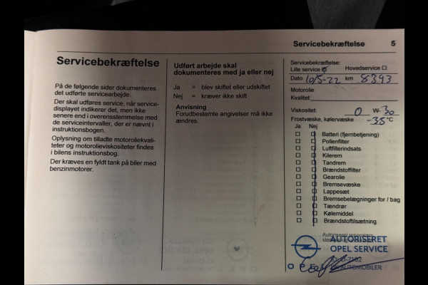 Opel Corsa 1.2 Elegance | Panoramadak | Camera | PDC Voor + Achter | Climate control | Stoel + Stuurverwarming