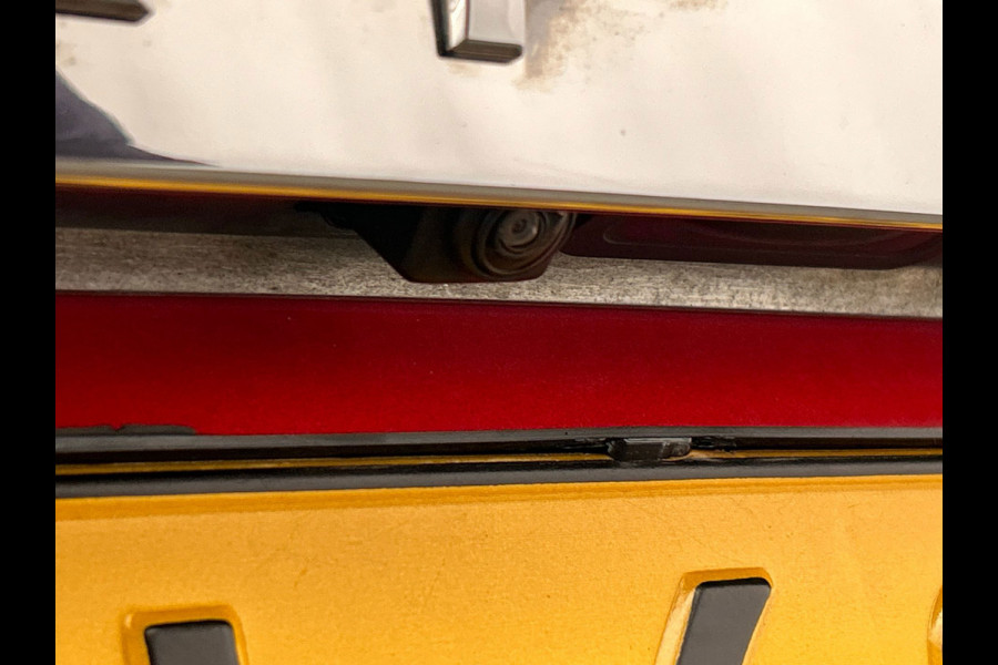 Renault Captur 0.9 TCe Intens | Origineel NL | Cruise-control | Climate-control | Trekhaak | Keyless | Navigatie | Camera |