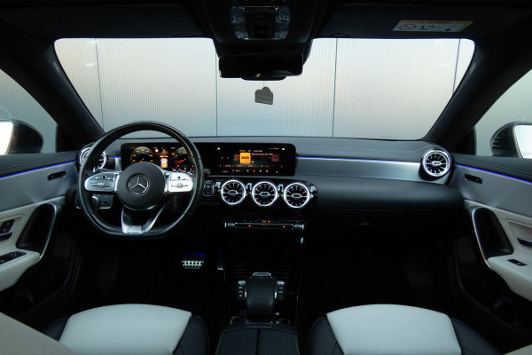 Mercedes-Benz CLA-Klasse Shooting Brake 250 Premium Plus AMG | PANORAMADAK | STOELVERWARMING | CAMERA | AMBIANT LIGHT