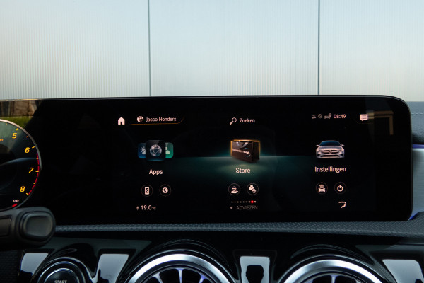 Mercedes-Benz CLA-Klasse Shooting Brake 250 Premium Plus AMG | PANORAMADAK | STOELVERWARMING | CAMERA | AMBIANT LIGHT