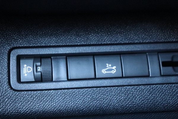 Peugeot 3008 1.2 PureTech Blue Lease Premium org.NL el.klep camera