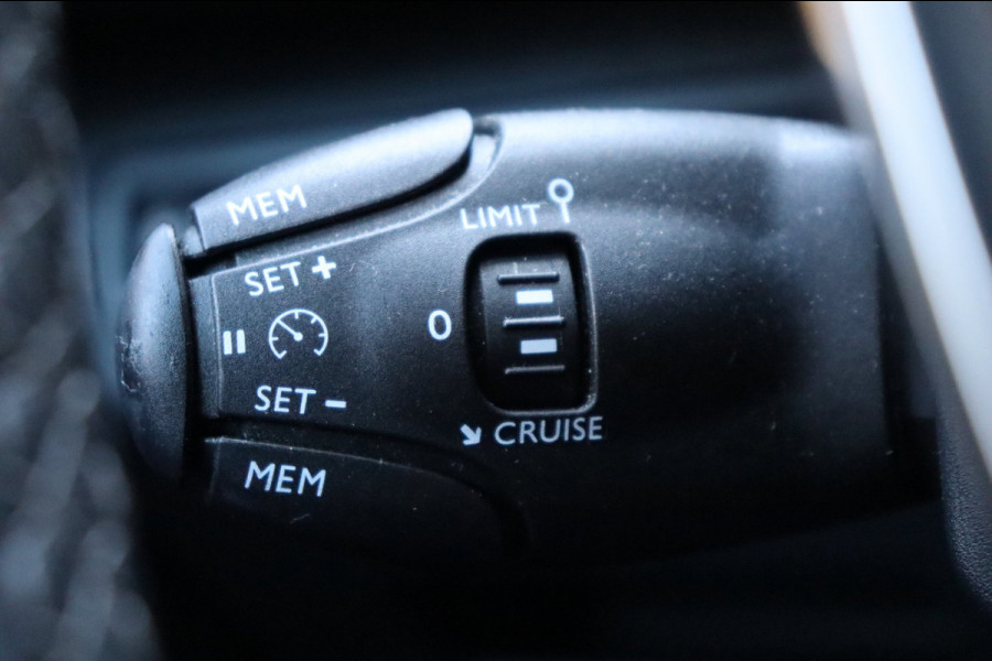 Peugeot 3008 1.2 PureTech Blue Lease Premium org.NL el.klep camera