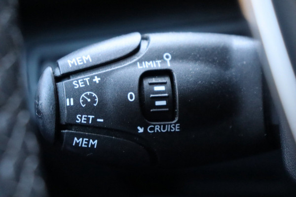 Peugeot 3008 1.2 PureTech Blue Lease Premium org.NL el.klep camera