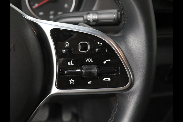 Mercedes-Benz Sprinter 315 CDI Automaat L2H2 PRO Airco MBUX Navigatie Adaptive Cruise Control Leder PDC VA + Camera Trekhaak 3500kg Comfortstoel
