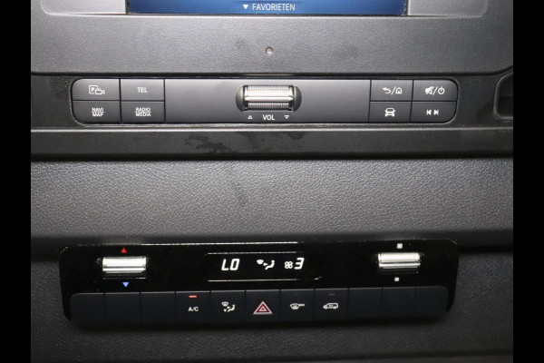 Mercedes-Benz Sprinter 315 CDI Automaat L2H2 PRO Airco MBUX Navigatie Adaptive Cruise Control Leder PDC VA + Camera Trekhaak 3500kg Comfortstoel