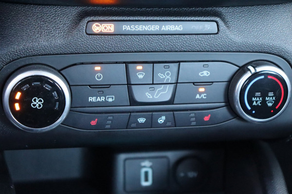 Ford Focus 1.0 EB Trend Ed. Business org.NL ecc stoel+raam+stuurverw.