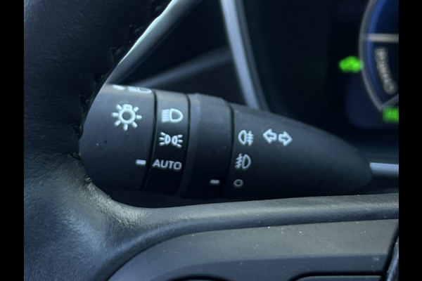 Toyota Corolla Touring Sports Hybrid 140 Dynamic | Navi | Carplay | Camera | ACC | Dodehoek | Winter Pack
