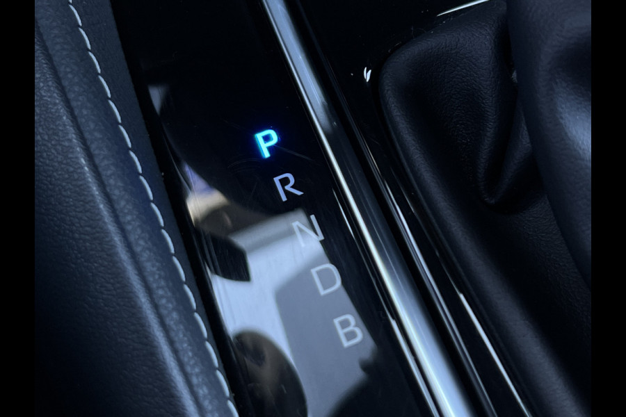 Toyota Corolla Touring Sports Hybrid 140 Dynamic | Navi | Carplay | Camera | ACC | Dodehoek | Winter Pack