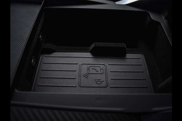 Audi Q8 60 TFSI e quattro Pro Line S Competition | B&O advanced | Audi exclusive | 5 jaar garantie | Panoramadak | massage stoelen | 4 wiel besturing | Alcantara hemel | Soft-close | Elektr. Trekhaak | Achteras besturing | Oled achterlichte