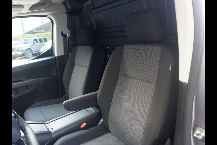 Opel Combo TECH L1 50kWh | 0% rente | 8 jaar garantie | navigatie | Apple Carplay | camera | digitale binnenspiegel | parkeersensoren v/a | dodehoekdetectie | bumpers in kleur | Climate Control | etc.