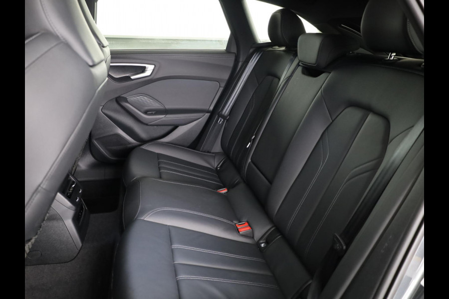 Audi A5 Avant 2.0 e-hybrid quattro S edition 299 PK | SOH 97% | Matrix Led Verlichting | Rondomzicht camera | S-Line | Multimediascherm Passagier |  Verlengde garantie