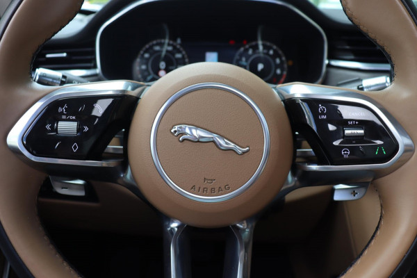 Jaguar F-Pace 2.0 P400e PHEV R-Dynamic S org.NL ,STORING lees tekst ,schuifdak stuur+raamverw.