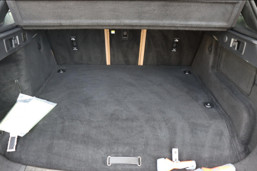 Jaguar F-Pace 2.0 P400e PHEV R-Dynamic S org.NL ,STORING lees tekst ,schuifdak stuur+raamverw.