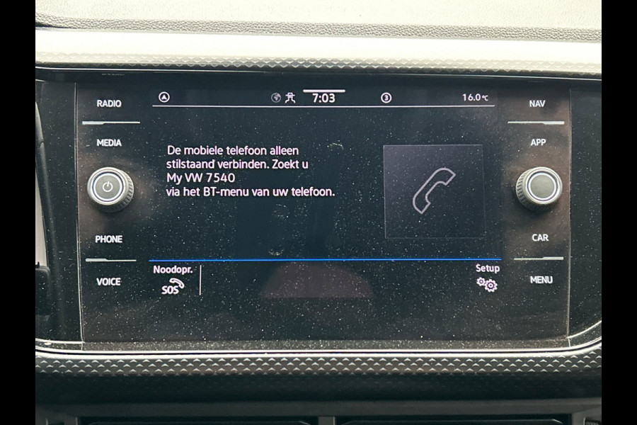 Volkswagen T-Cross 1.0 TSI Life | Carplay | Trekhaak | Climate-control | Adaptive-cruise | Lichtmetaal