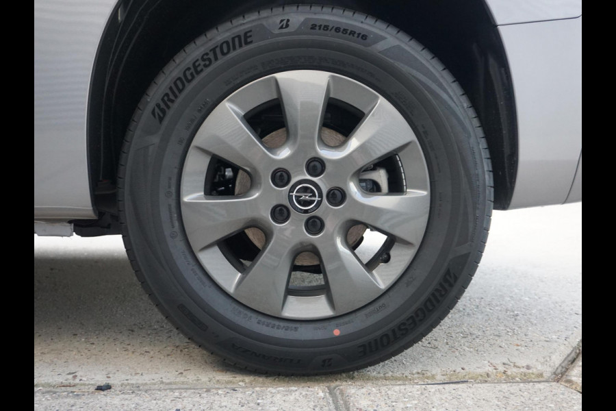 Opel Combo TECH L1 50kWh | 0% rente | 8 jaar garantie | navigatie | Apple Carplay | camera | digitale binnenspiegel | parkeersensoren v/a | dodehoekdetectie | bumpers in kleur | Climate Control | etc.