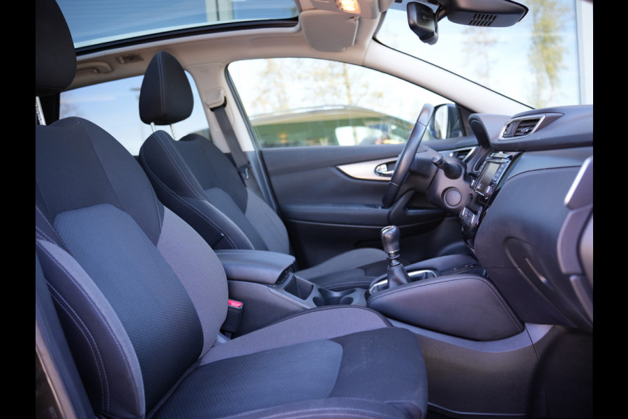 Nissan QASHQAI 1.3 DIG-T N-Connecta | Pano | Navi | Clima | Cruise