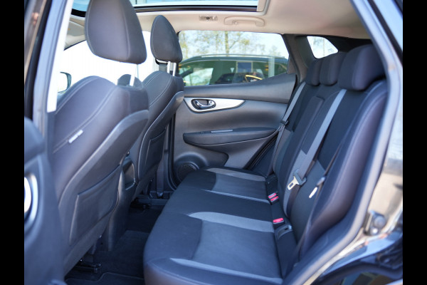 Nissan QASHQAI 1.3 DIG-T N-Connecta | Pano | Navi | Clima | Cruise