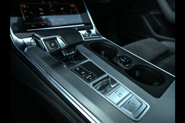 Audi A6 Avant 45 TFSI quattro S edition | B&O Sound | Panoramadak | Privacy glass | Matrix led 360 Camera | Dodehoek detectie