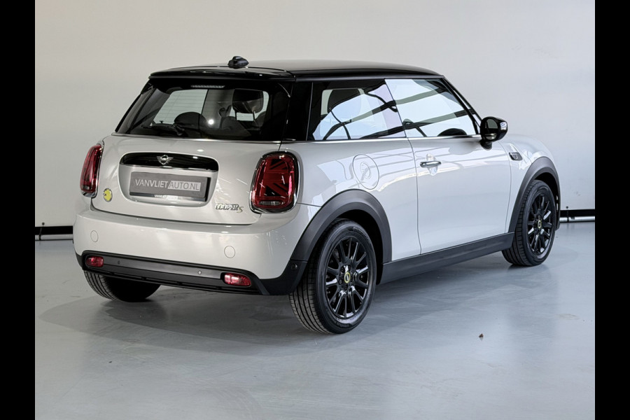 MINI Mini Electric Cooper S 33 kWh SOH 100 % Navigatie
