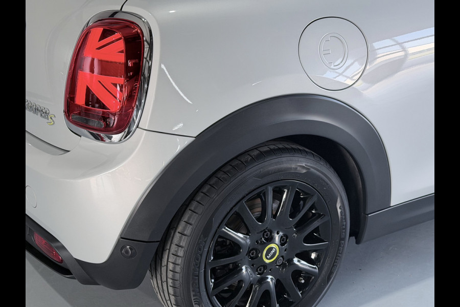 MINI Mini Electric Cooper S 33 kWh SOH 100 % Navigatie