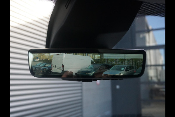 Opel Combo TECH L1 50kWh | 8 jaar garantie | navigatie | Apple Carplay | camera | digitale binnenspiegel | parkeersensoren v/a | dodehoekdetectie | bumpers in kleur | Climate Control | etc.