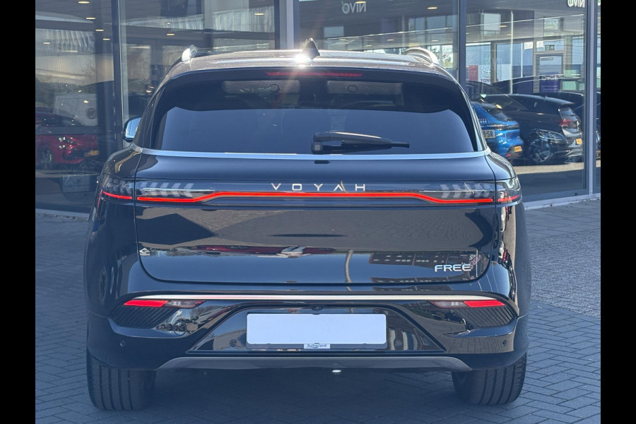 VOYAH Free Flagship 4WD 106 kWh | Panoramadak | Dynaudio Hi-FI | 360° Camera | Luchtvering | Adaptieve Cruise Control | Dodehoekassistent | Apple CarPlay | Android Auto | Elektrisch Verstelbare Stoelen + Massage | Stoelverwarming | Stoelventilatie | Sfeerverlichting |