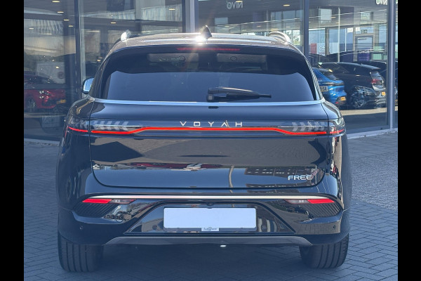 VOYAH Free Flagship 4WD 106 kWh | Panoramadak | Dynaudio Hi-FI | 360° Camera | Luchtvering | Adaptieve Cruise Control | Dodehoekassistent | Apple CarPlay | Android Auto | Elektrisch Verstelbare Stoelen + Massage | Stoelverwarming | Stoelventilatie | Sfeerverlichting |