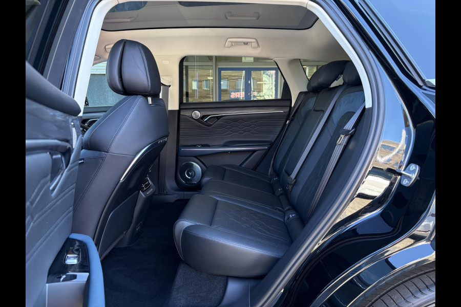 VOYAH Free Flagship 4WD 106 kWh | Panoramadak | Dynaudio Hi-FI | 360° Camera | Luchtvering | Adaptieve Cruise Control | Dodehoekassistent | Apple CarPlay | Android Auto | Elektrisch Verstelbare Stoelen + Massage | Stoelverwarming | Stoelventilatie | Sfeerverlichting |