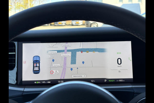 VOYAH Free Flagship 4WD 106 kWh | Panoramadak | Dynaudio Hi-FI | 360° Camera | Luchtvering | Adaptieve Cruise Control | Dodehoekassistent | Apple CarPlay | Android Auto | Elektrisch Verstelbare Stoelen + Massage | Stoelverwarming | Stoelventilatie | Sfeerverlichting |