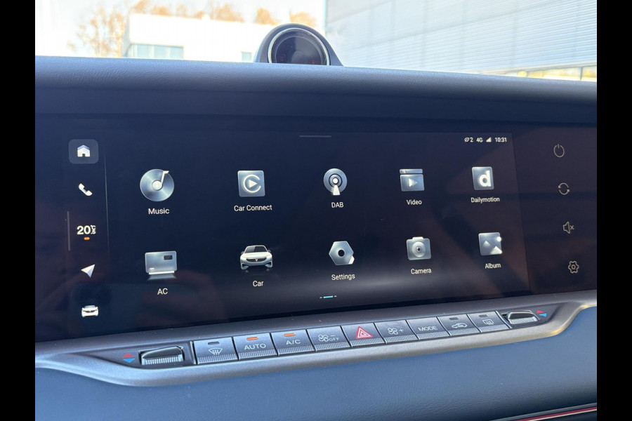 VOYAH Free Flagship 4WD 106 kWh | Panoramadak | Dynaudio Hi-FI | 360° Camera | Luchtvering | Adaptieve Cruise Control | Dodehoekassistent | Apple CarPlay | Android Auto | Elektrisch Verstelbare Stoelen + Massage | Stoelverwarming | Stoelventilatie | Sfeerverlichting |