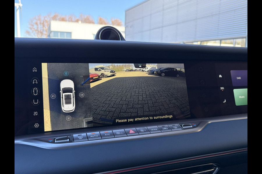 VOYAH Free Flagship 4WD 106 kWh | Panoramadak | Dynaudio Hi-FI | 360° Camera | Luchtvering | Adaptieve Cruise Control | Dodehoekassistent | Apple CarPlay | Android Auto | Elektrisch Verstelbare Stoelen + Massage | Stoelverwarming | Stoelventilatie | Sfeerverlichting |