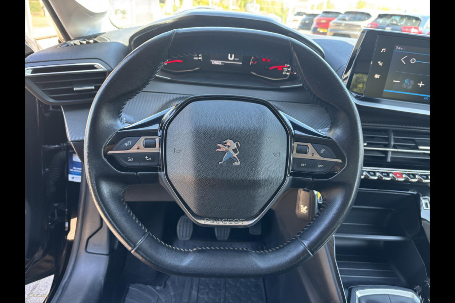 Peugeot 208 1.2 PureTech Active 75pk Navigatie | DAB+ | Parkeersensoren achter | Metaal lak | 5 deurs