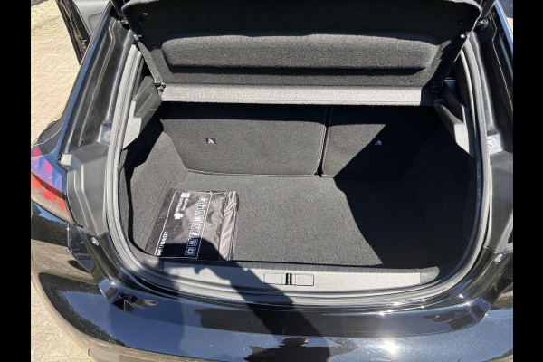 Peugeot 208 1.2 PureTech Active 75pk Navigatie | DAB+ | Parkeersensoren achter | Metaal lak | 5 deurs