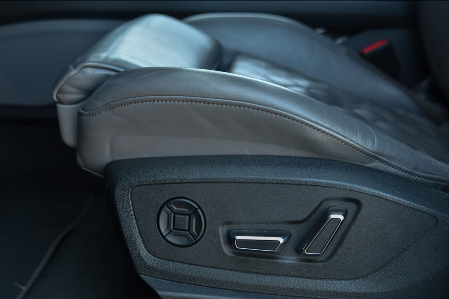 Audi e-tron 50 quattro 3x S-Line 71 kWh, RS stoelen, Luchtvering, Pano, Night Vision, Virtual Mirrors, B&O, HUD, Memory, 23"!