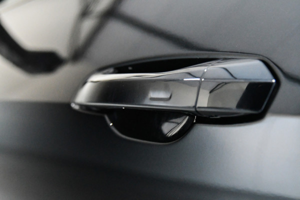 Audi e-tron 50 quattro 3x S-Line 71 kWh, RS stoelen, Luchtvering, Pano, Night Vision, Virtual Mirrors, B&O, HUD, Memory, 23"!