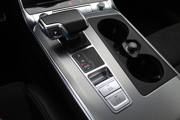 Audi A6 Avant 55 TFSI e quattro Competition / SoH 94,5% / Trekhaak / Panoramadak / 360Camera / Head-up / Softclose / Stuurverwarming / Apple CarPlay / DAB / ACC / Stoelverwarming V+A