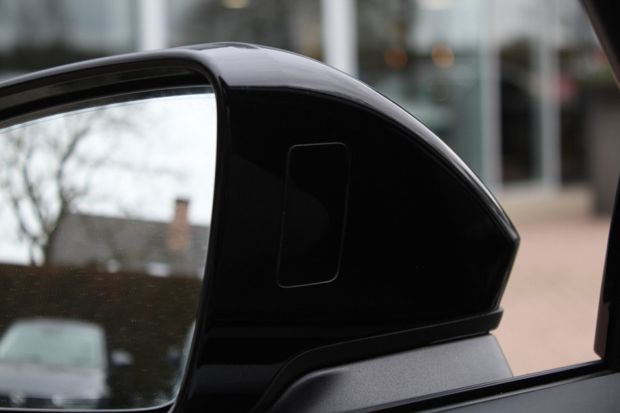 Audi A6 Avant 55 TFSI e quattro Competition / SoH 94,5% / Trekhaak / Panoramadak / 360Camera / Head-up / Softclose / Stuurverwarming / Apple CarPlay / DAB / ACC / Stoelverwarming V+A