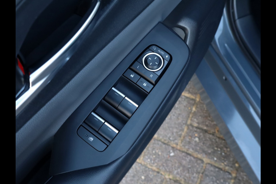 Toyota Prius 2.0 Plug-in Executive | Stuurwielverwarming | El. Achterklep