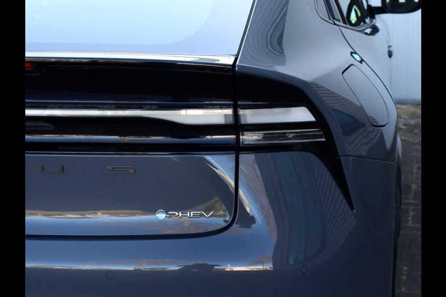 Toyota Prius 2.0 Plug-in Executive | Stuurwielverwarming | El. Achterklep