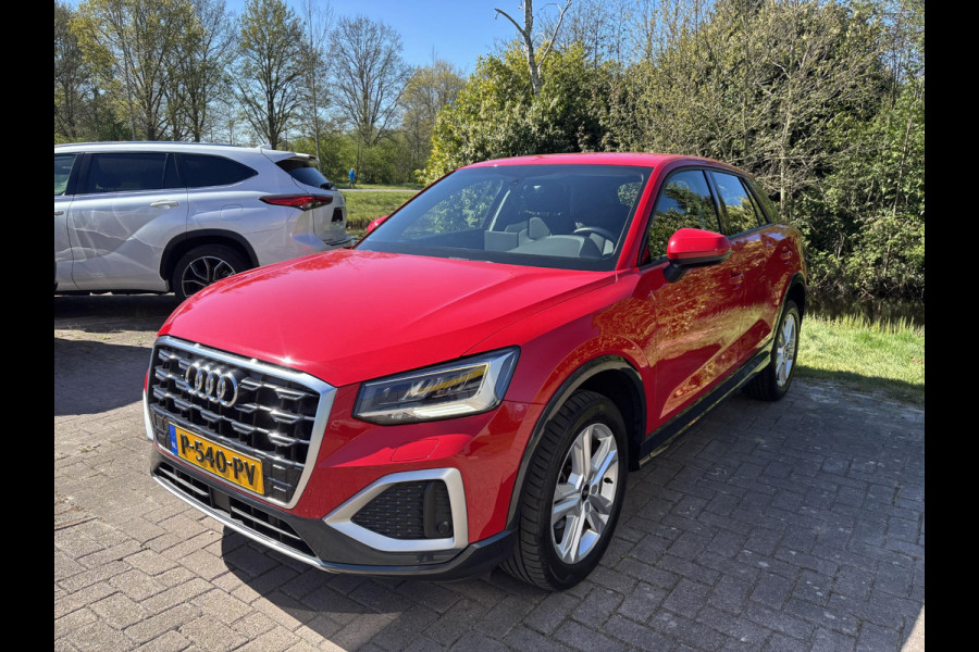Audi Q2 35 TFSI S Edition 150pk Automaat | Afneembare Trekhaak | Stoelverwarming | Navigatie | Climate control