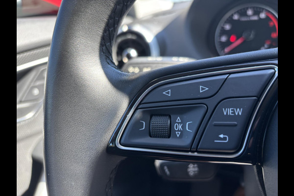 Audi Q2 35 TFSI S Edition 150pk Automaat | Afneembare Trekhaak | Stoelverwarming | Navigatie | Climate control