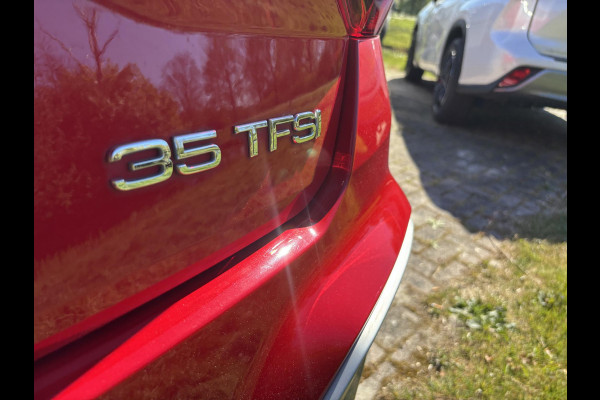 Audi Q2 35 TFSI S Edition 150pk Automaat | Afneembare Trekhaak | Stoelverwarming | Navigatie | Climate control