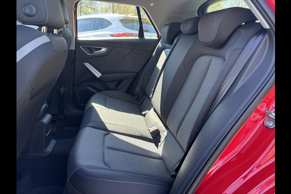Audi Q2 35 TFSI S Edition 150pk Automaat | Afneembare Trekhaak | Stoelverwarming | Navigatie | Climate control