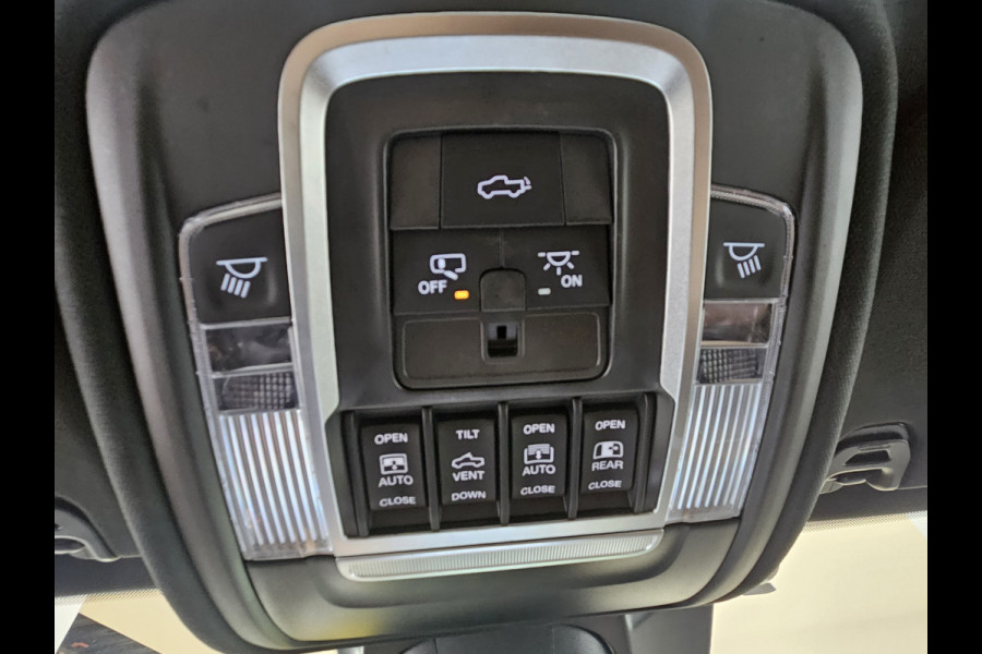 Dodge Ram 1500 5.7 V8 4x4 Crew Cab Limited Longhorn Full Option