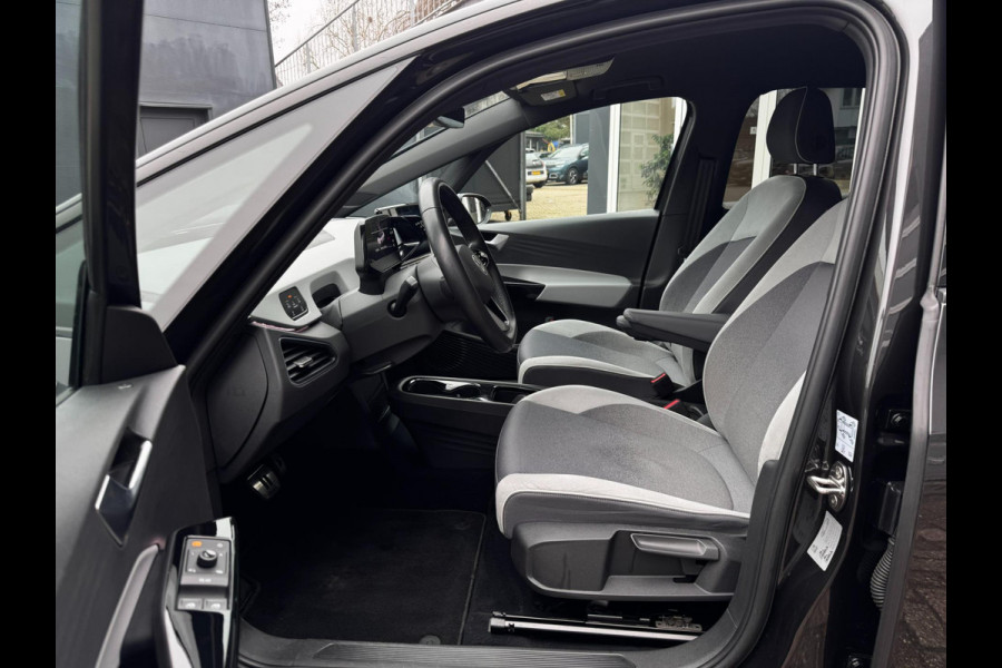 Volkswagen ID.3 Pro S 77 kWh | 92% SOH | Camera | NL-Auto | Stoelverwarming | Navigatie | Parkeersensoren