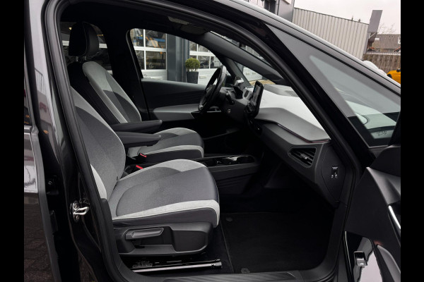 Volkswagen ID.3 Pro S 77 kWh | 92% SOH | Camera | NL-Auto | Stoelverwarming | Navigatie | Parkeersensoren