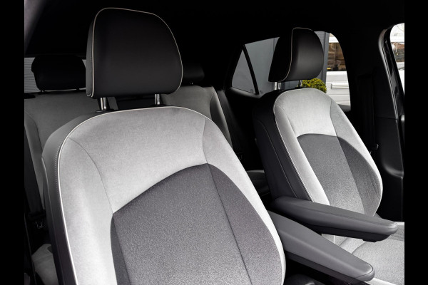 Volkswagen ID.3 Pro S 77 kWh | 92% SOH | Camera | NL-Auto | Stoelverwarming | Navigatie | Parkeersensoren